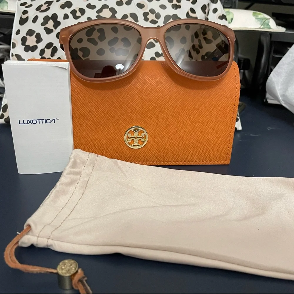 Tory Burch Rose and Tortoise Dark Havana Square Cat eye Sunglasses